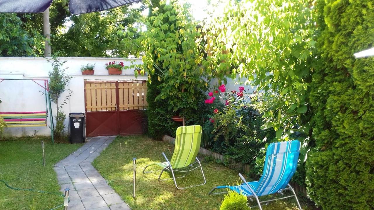 Vierpersoonskamer met Badkamer