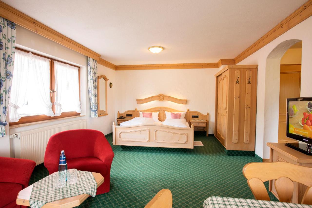 Double Room with Balcony and Kitchenette