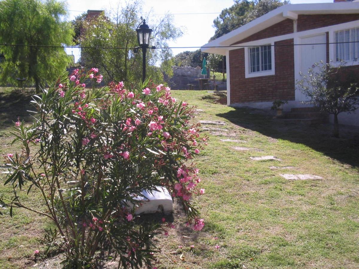 Cabañas Rosales de Punilla - Bed and Breakfast