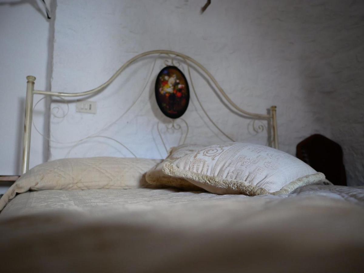 Triple Room in Trullo