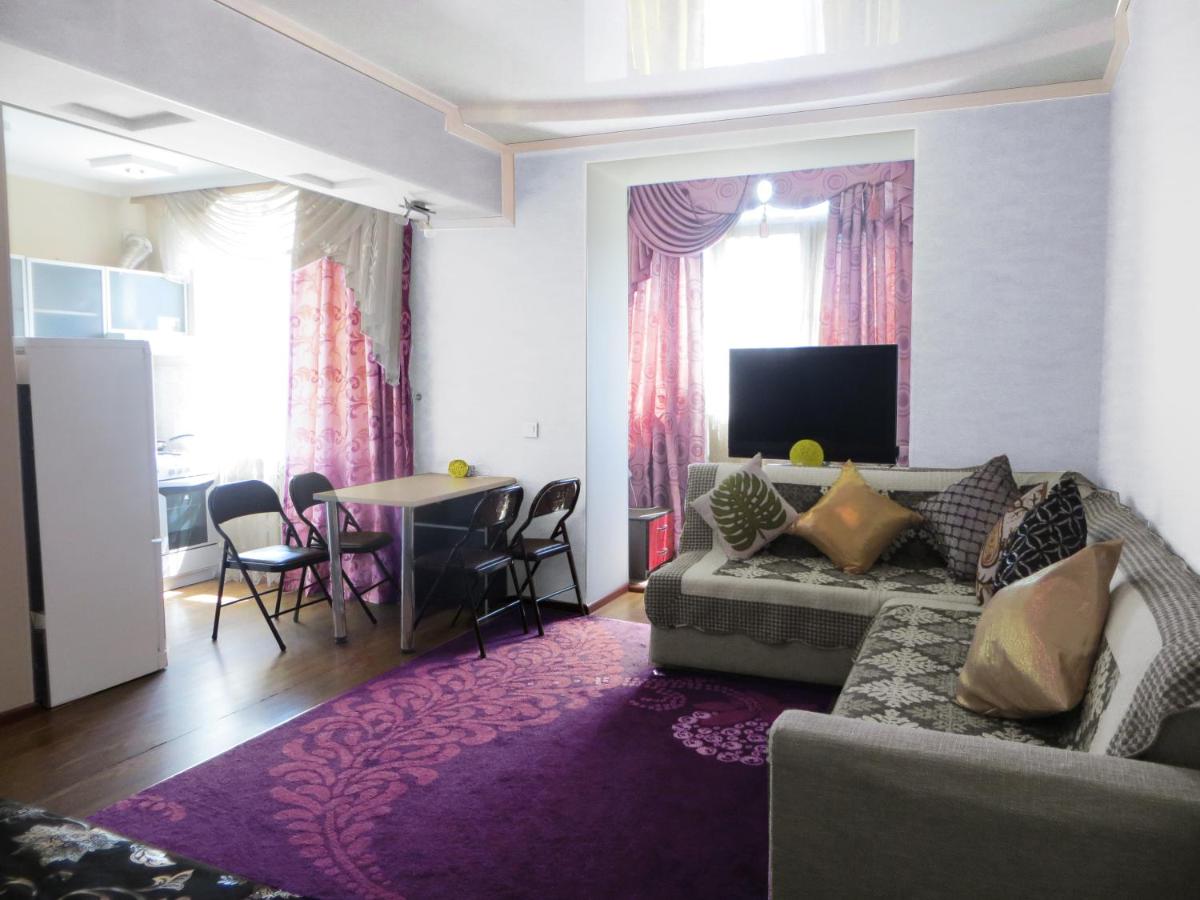 B&B Bishkek - Best-Bishkek City Apartment - Bed and Breakfast Bishkek