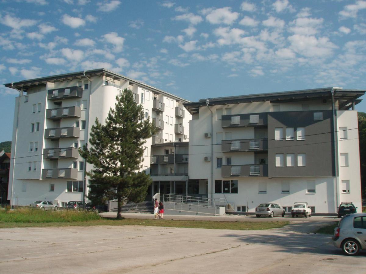 Apartments Višnja - Ferienwohnung Banja Koviljača