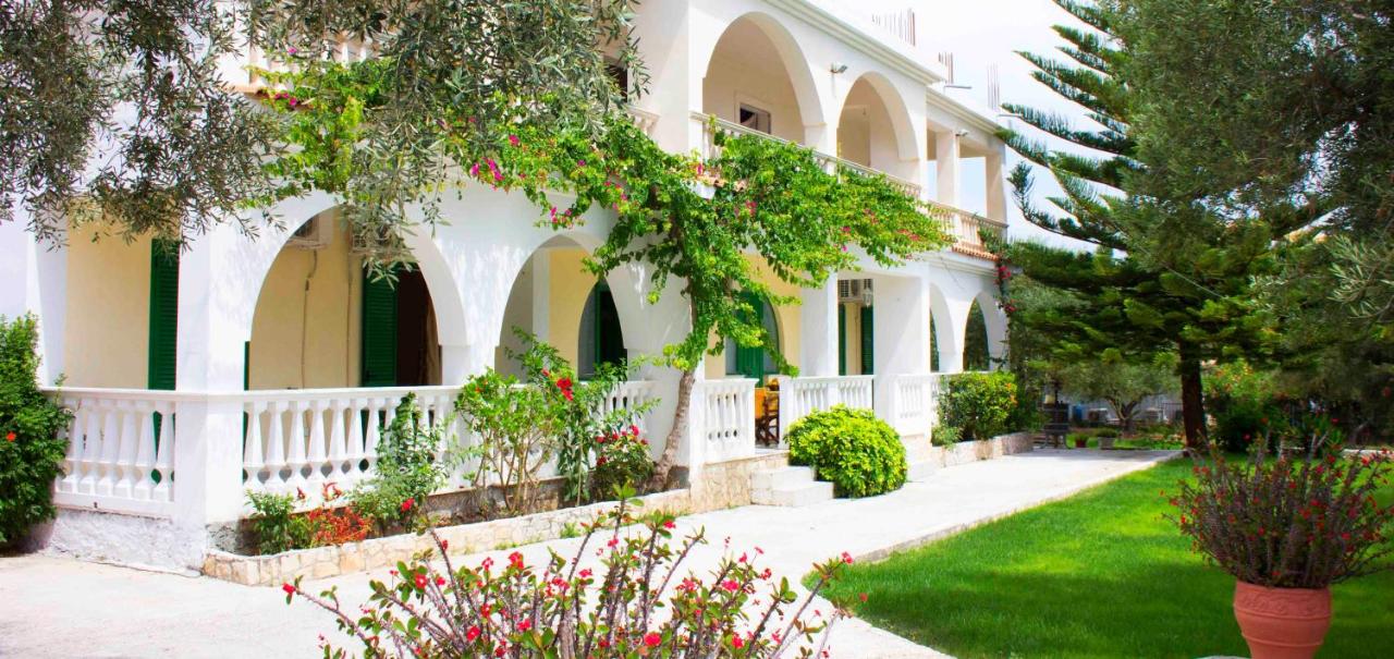 Mersina Apartments - B&B