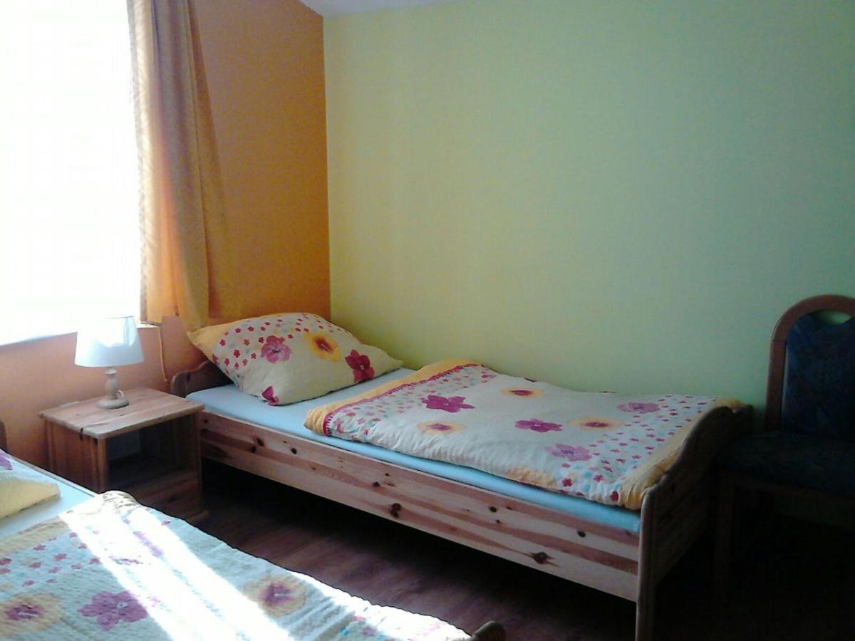 Habitación Familiar con vistas al jardín
