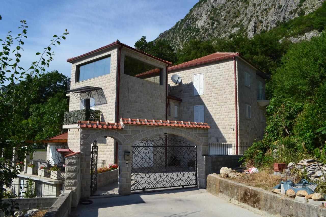 ABC apartments - B&B Cattaro