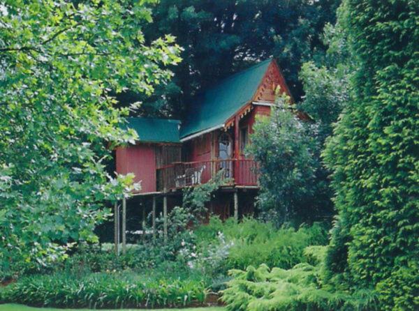 Bottle Treehouse