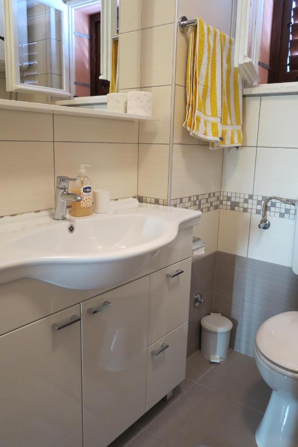 Apartments Jerko Jadrijević - B&B Primošten