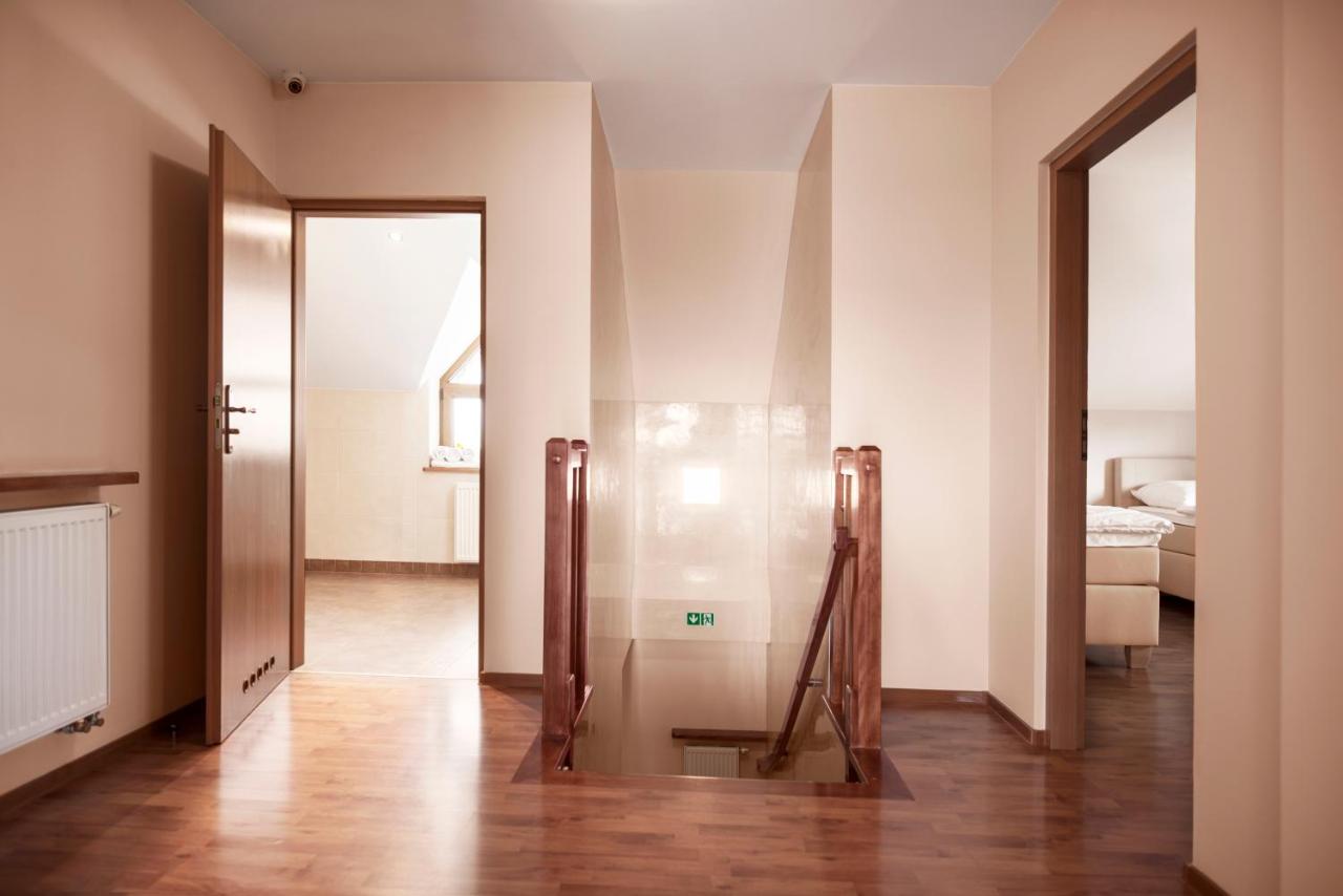 Tweepersoonskamer met Gedeelde Badkamer