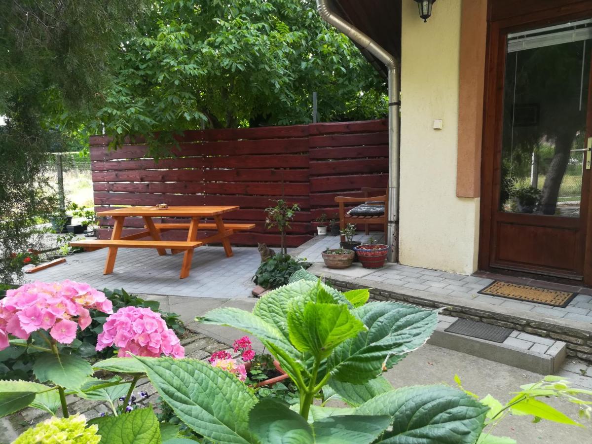 B&B Szeged - Vargapartman - Bed and Breakfast Szeged