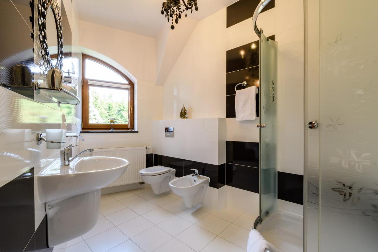 Deluxe Dreibettzimmer mit Seeblick
