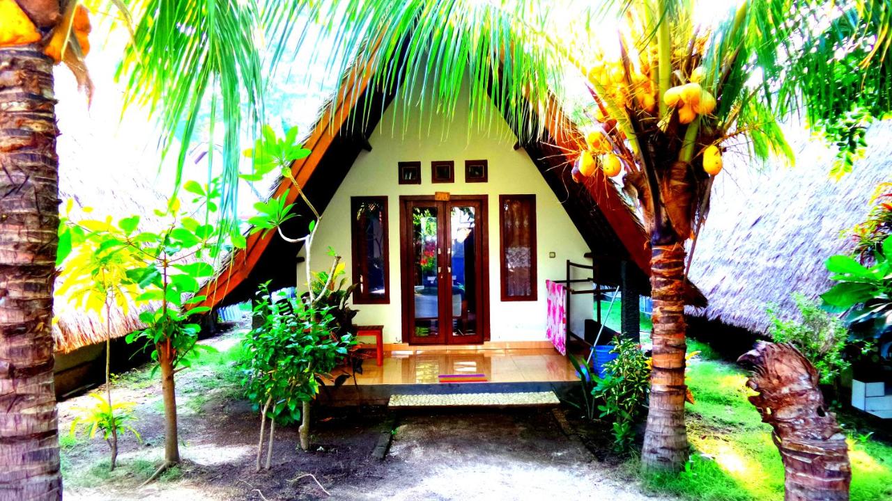 Bungalow with Fan
