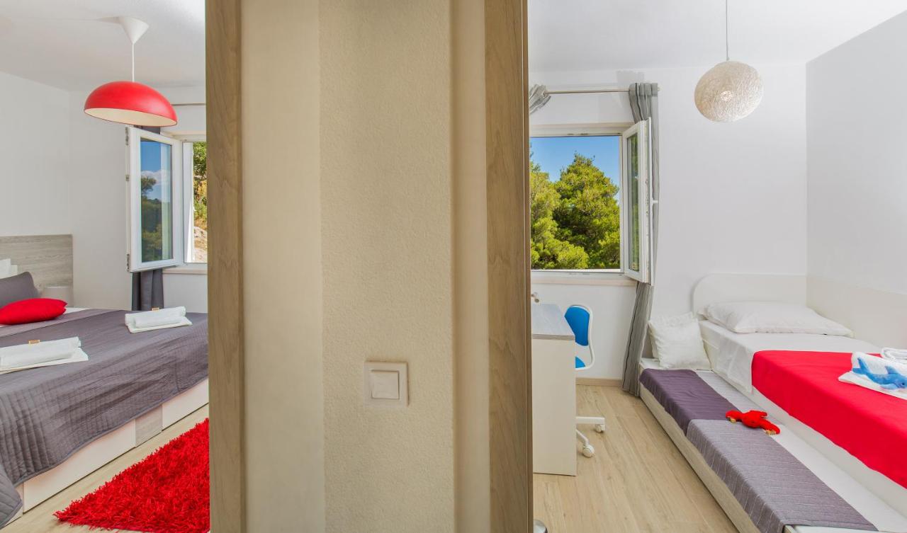 Two-Bedroom Apartment with Balcony and Sea View