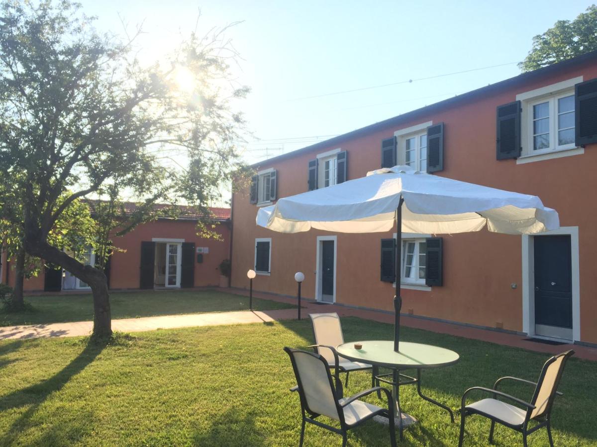 Residence Casali Romei - Bed and Breakfast Sarzana