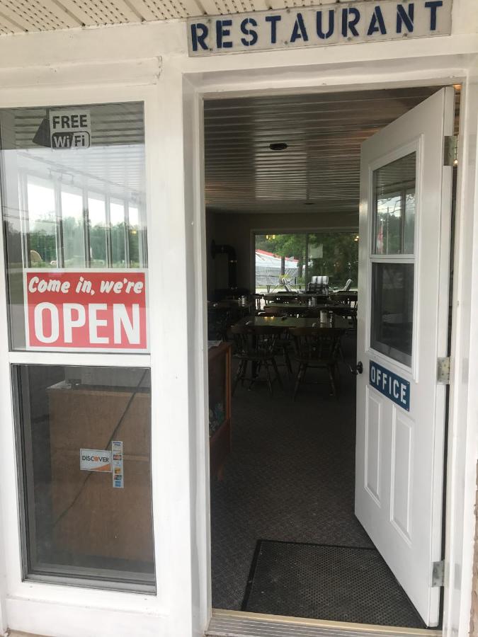 Shenstone Motor Inn and Restaurant - B&B