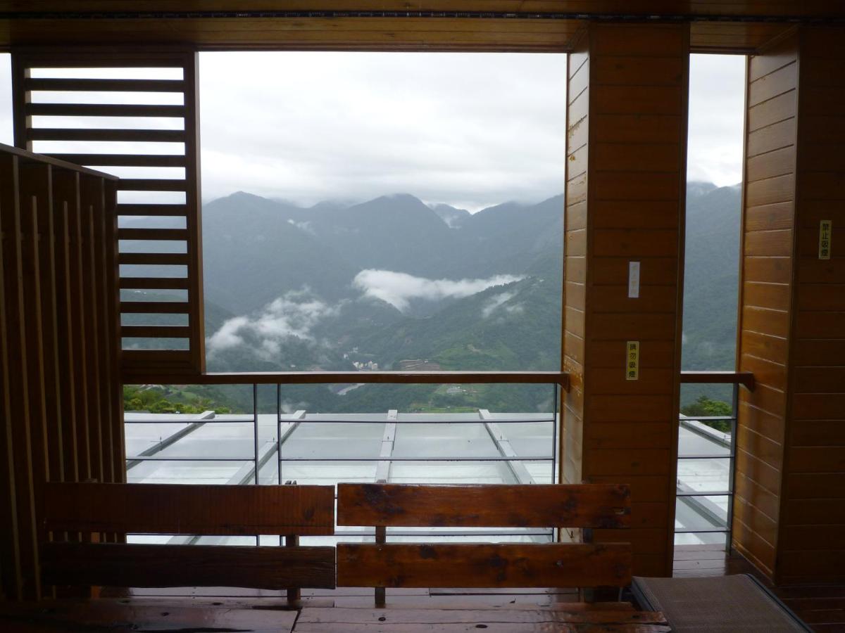 Familiensuite mit Balkon