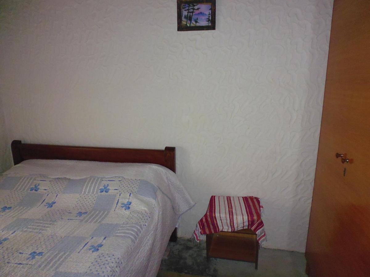 Kamer met Queensize Bed