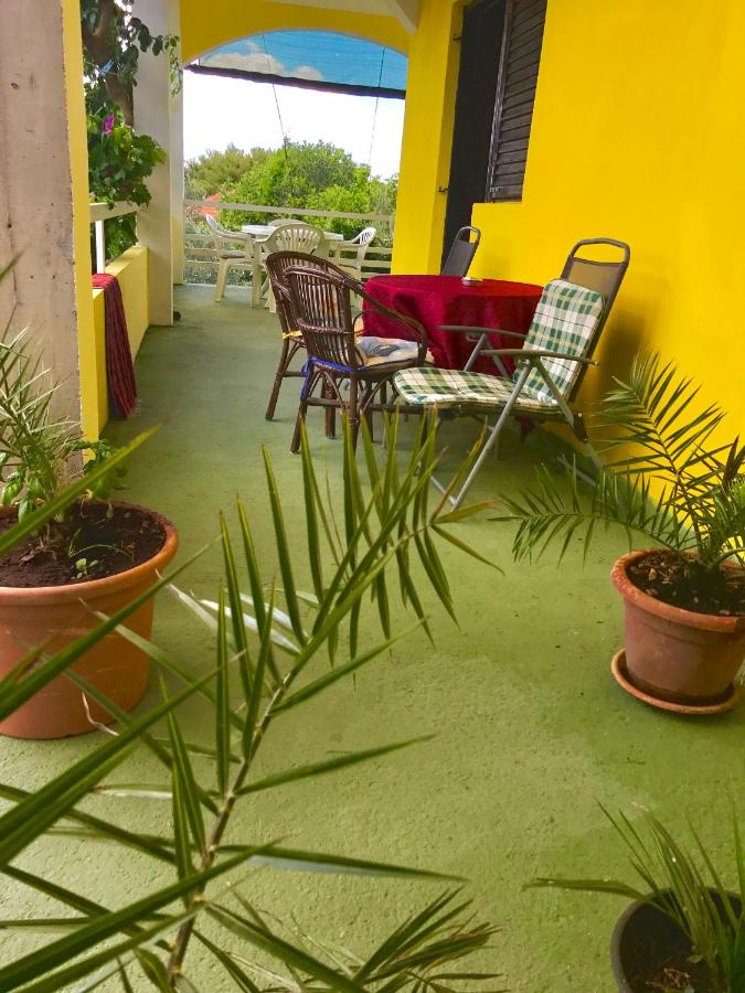 Apartment Vujcic - Ferienwohnung Okrug Donji