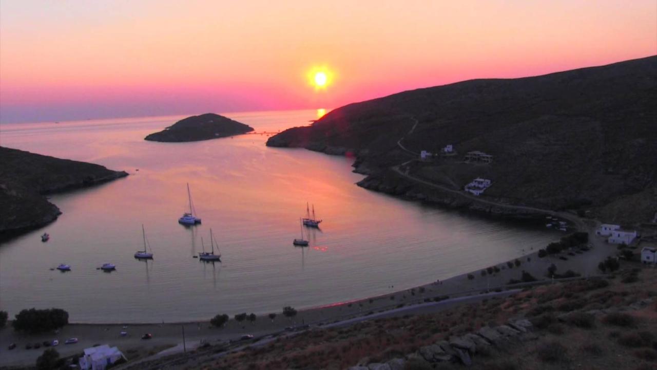 Loutra House Kythnos - B&B