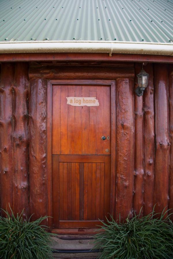 A Log Home at Buffalo Creek - B&B