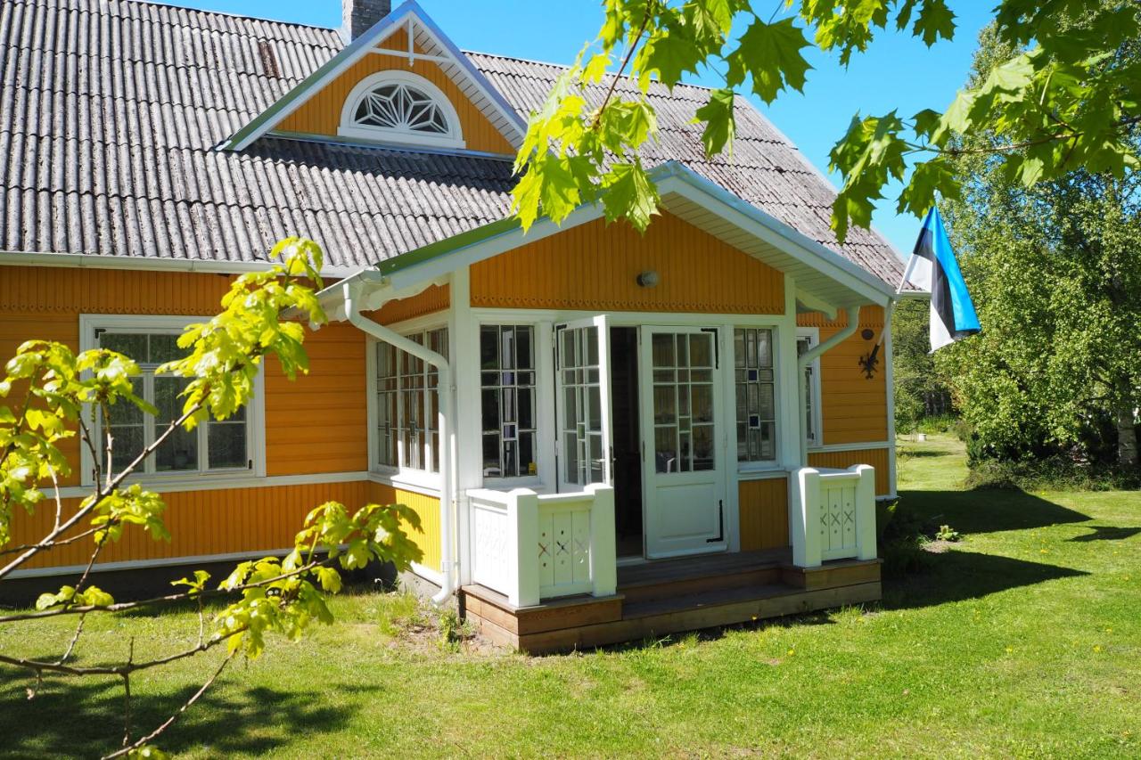 Leesi Külalistemaja - B&B
