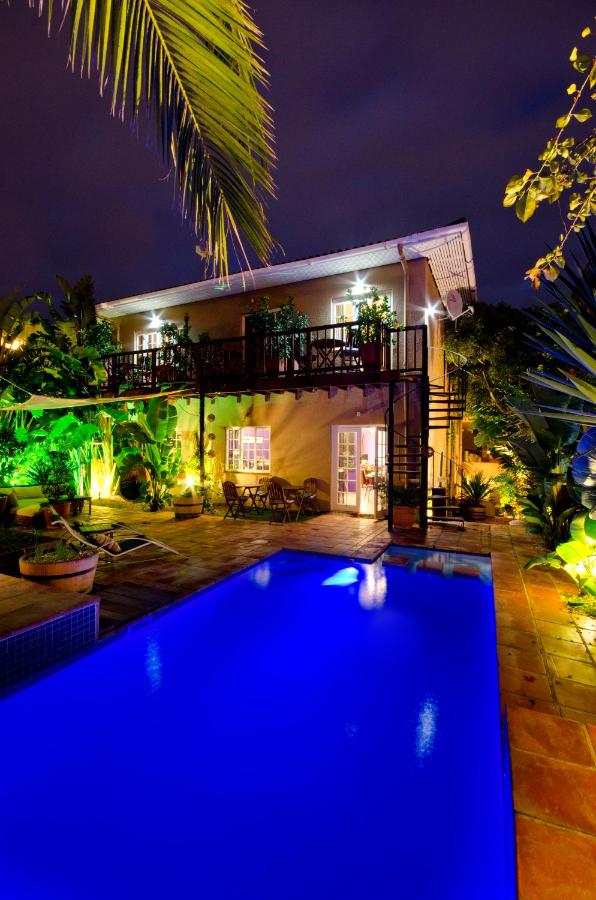 Villa Costa Rose - No Loadshedding - B&B