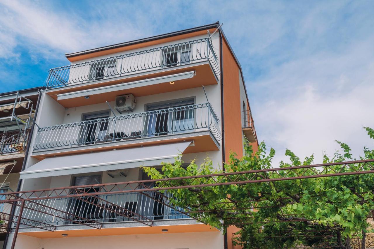 Apartmani Josip - Ferienwohnung Podstrana