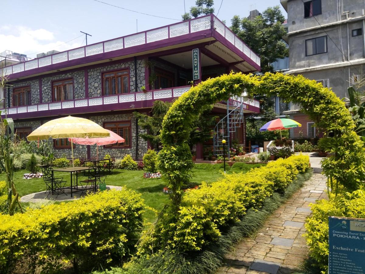 B&B Pokhara - Galaxy Inn Guest House - Bed and Breakfast Pokhara