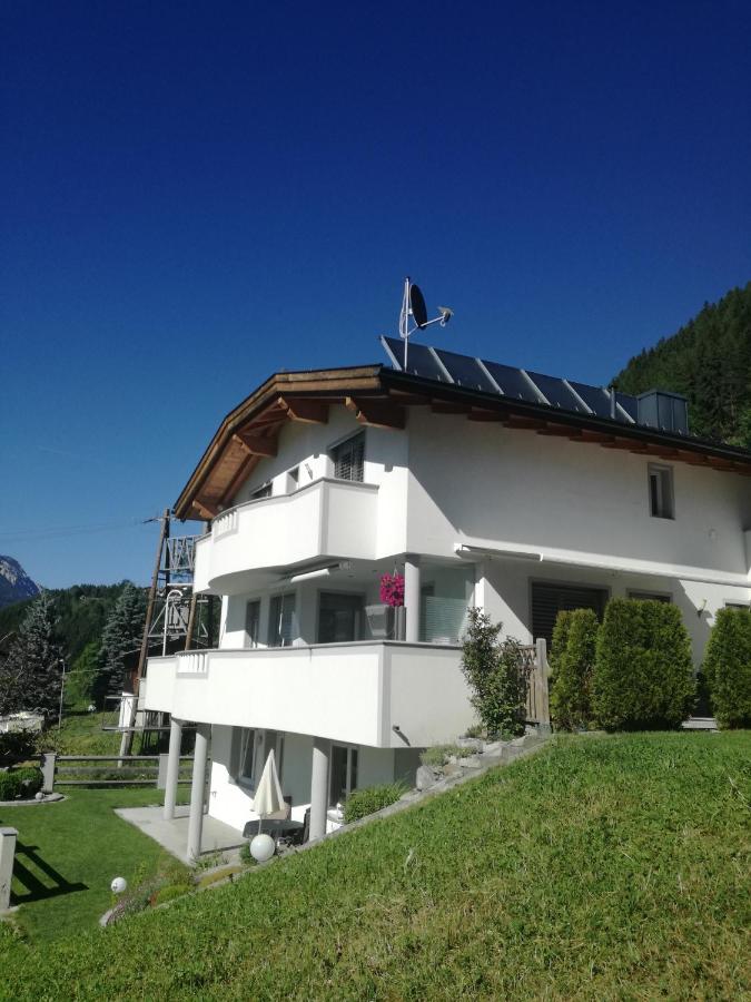 B&B Arzl im Pitztal - Haus Gastl - Bed and Breakfast Arzl im Pitztal