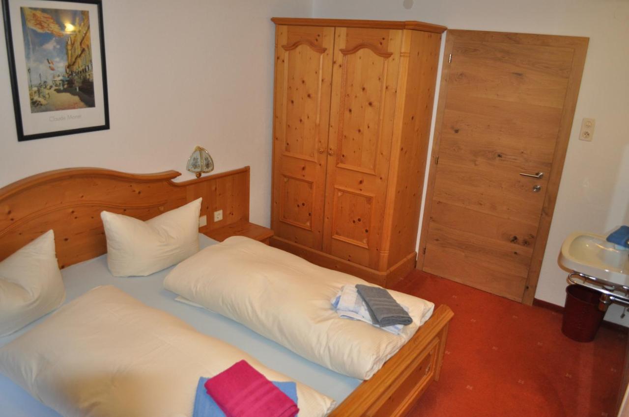 Apartamento de 2 dormitorios con balcón
