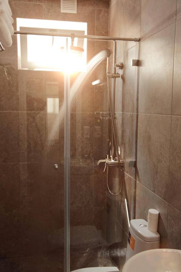 Camera Standard Doppia con Letti Singoli