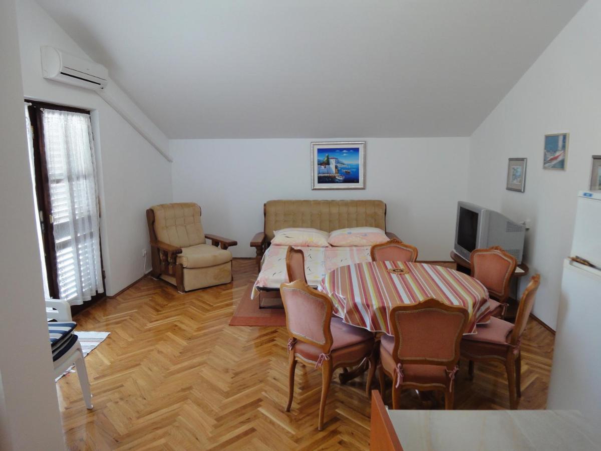 Apartment mit 2 Schlafzimmern