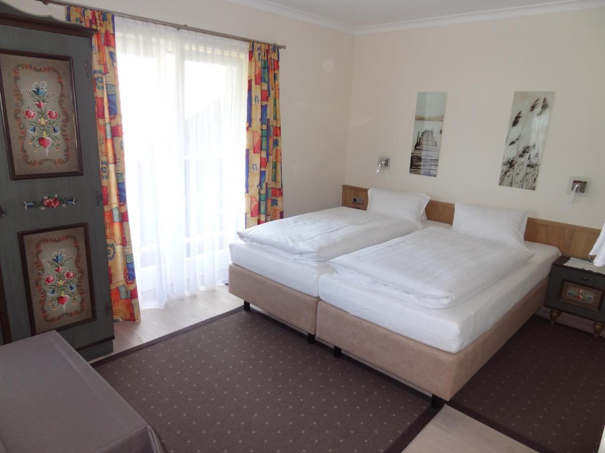 Double Room with Private External Shower and WC 