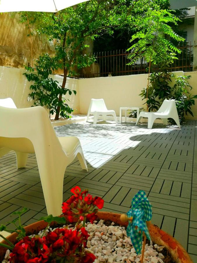 Charilaou Trikoupi Flat - Ferienwohnung Athen