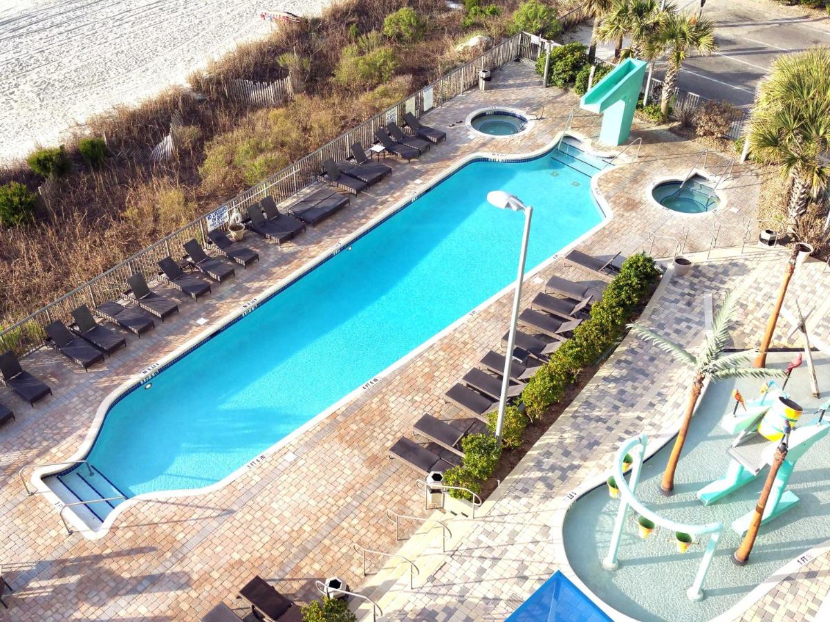 Bright corner condo w beach access & views - B&B Myrtle Beach
