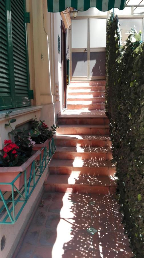 B&B Flora House - B&B