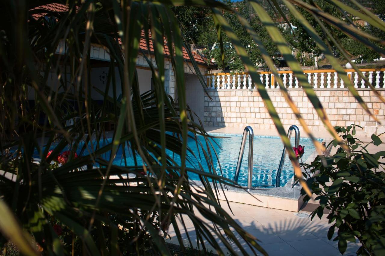 Apartamento con vistas a la piscina 