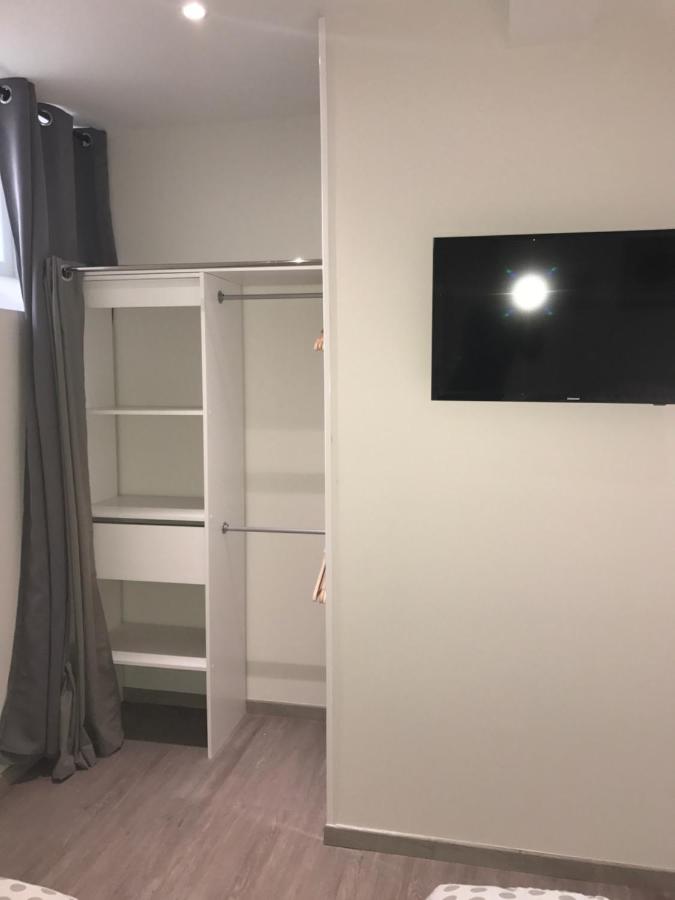 Suite (5 Adults)