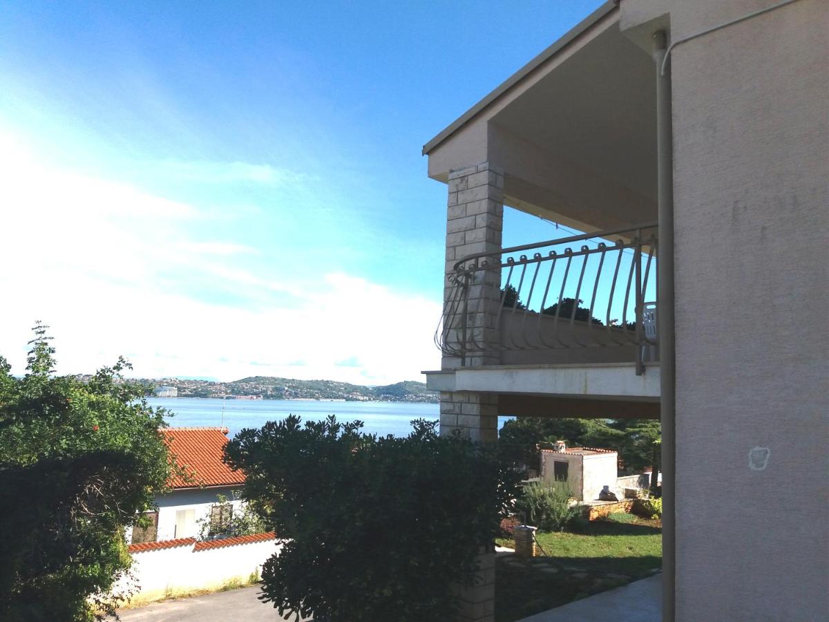 Seaview apartment Marta - B&B