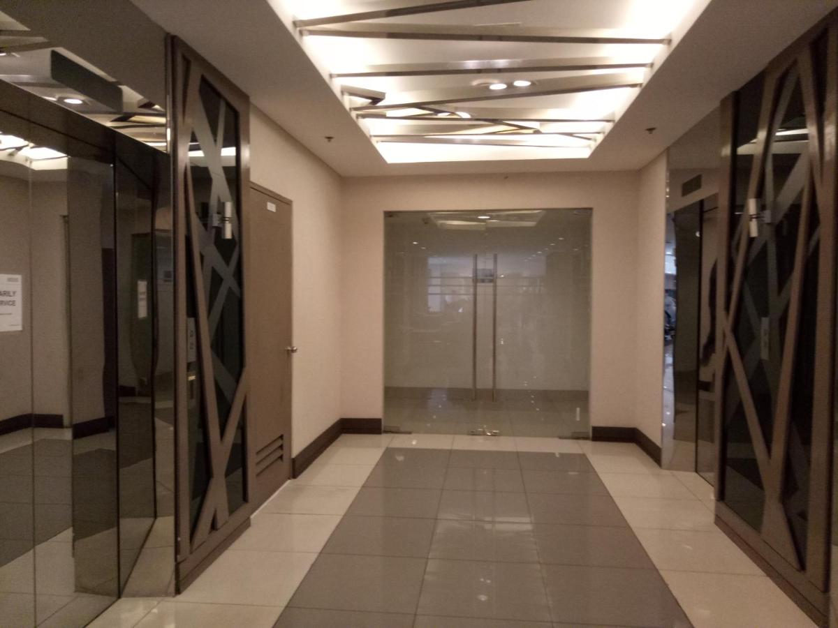 Chin's Place Sea Residences MOA - B&B Manila