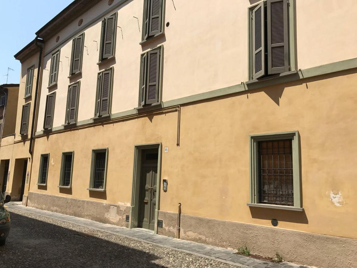Amici Miei Rooms - B&B