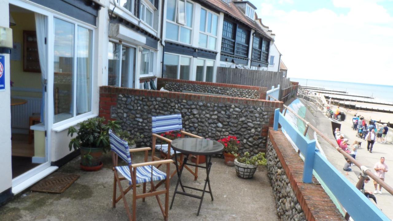 B&B Sheringham - Sea View 3 Promenade - Bed and Breakfast Sheringham