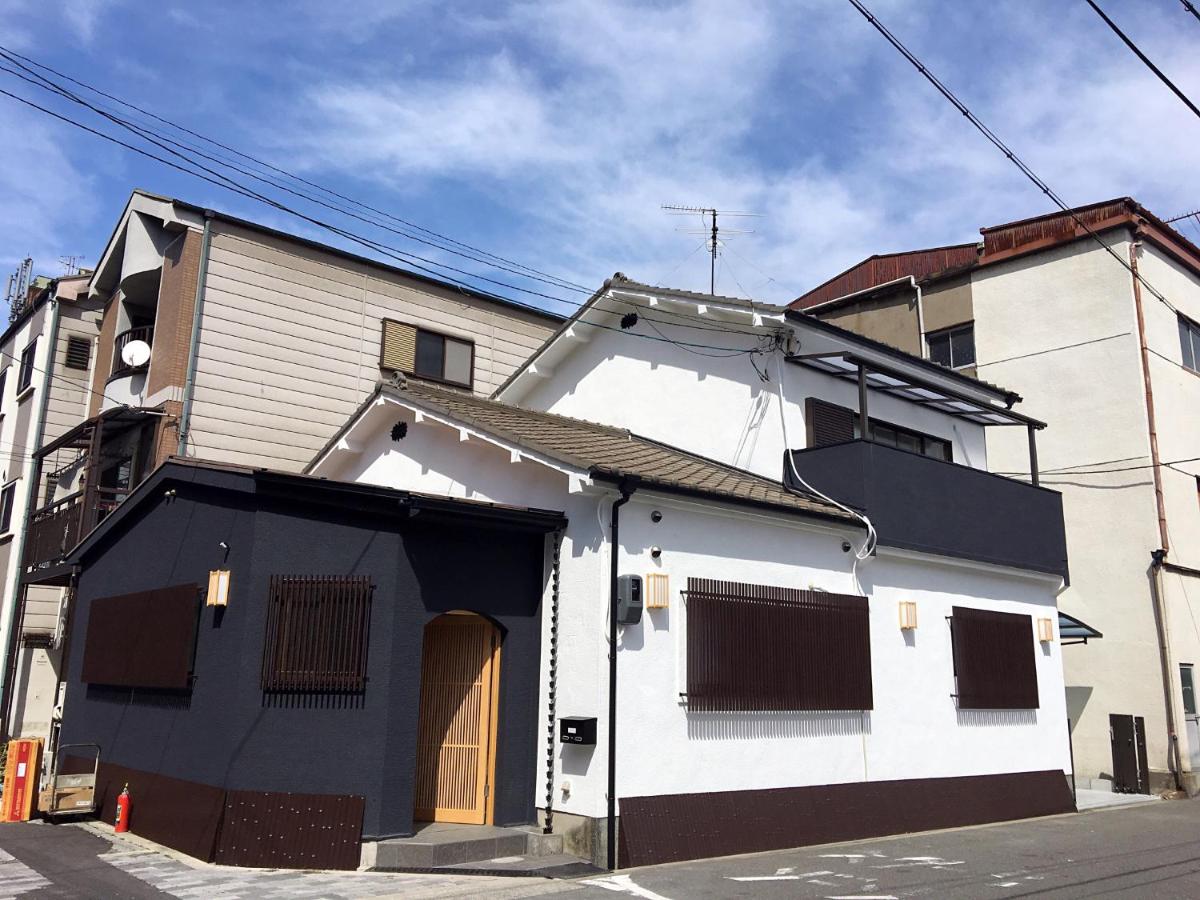 Osaka Guesthouse SAYURI TENGACHAYA Ekimae - B&B