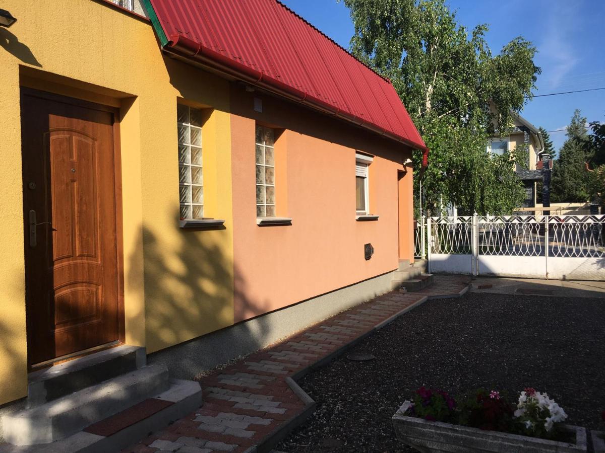 Manó Apartman - B&B