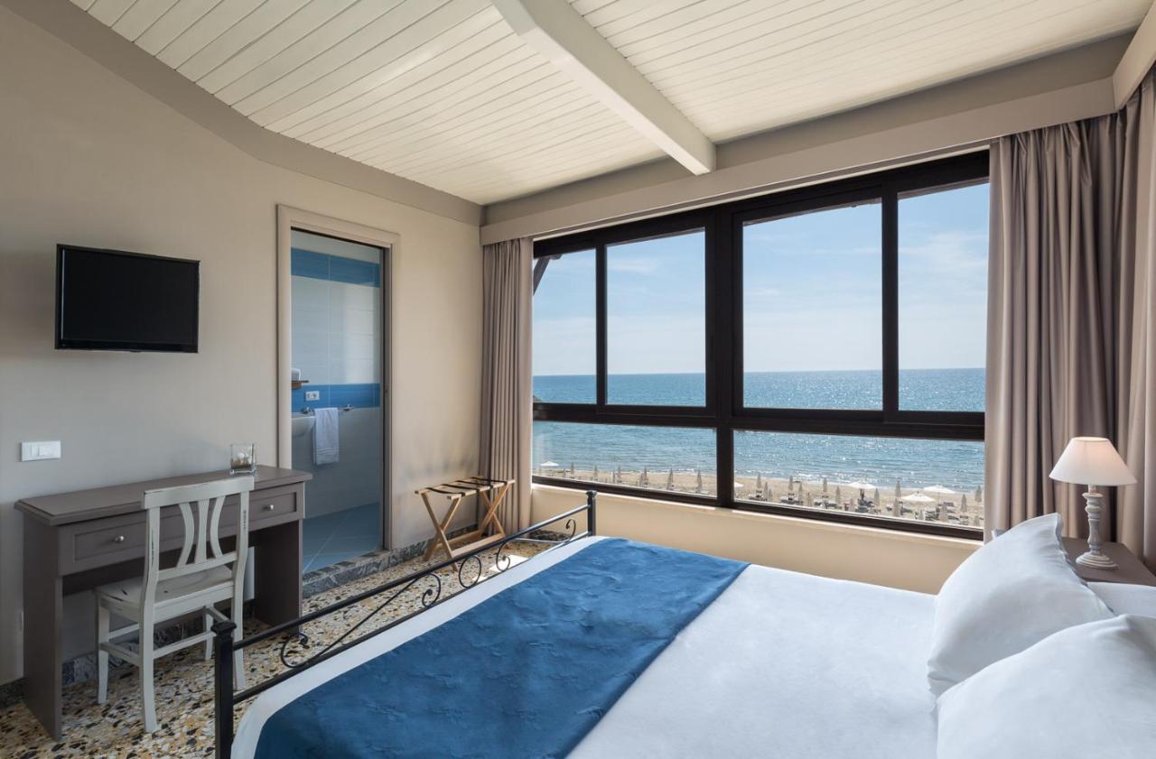 Deluxe Double Room with Sea View