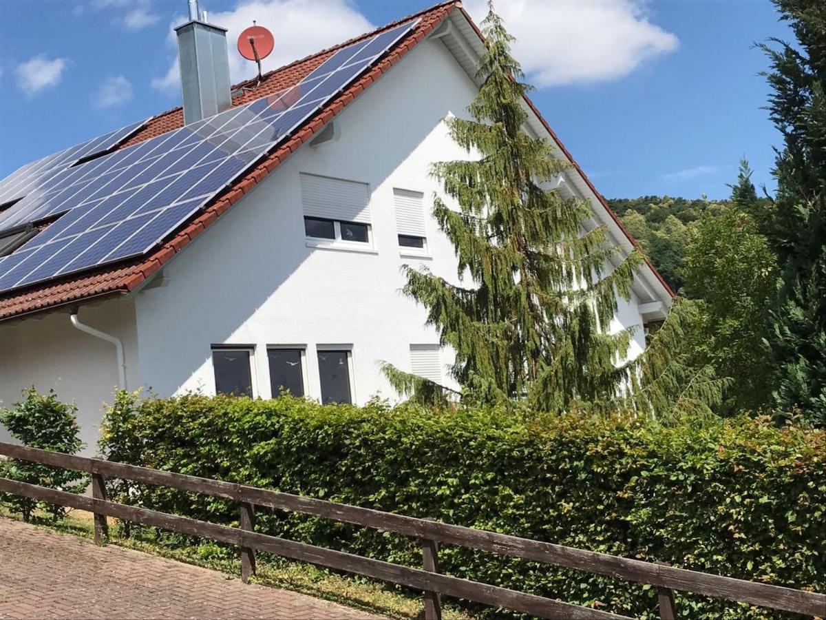 Ferienwohnung Wegst - Bed and Breakfast