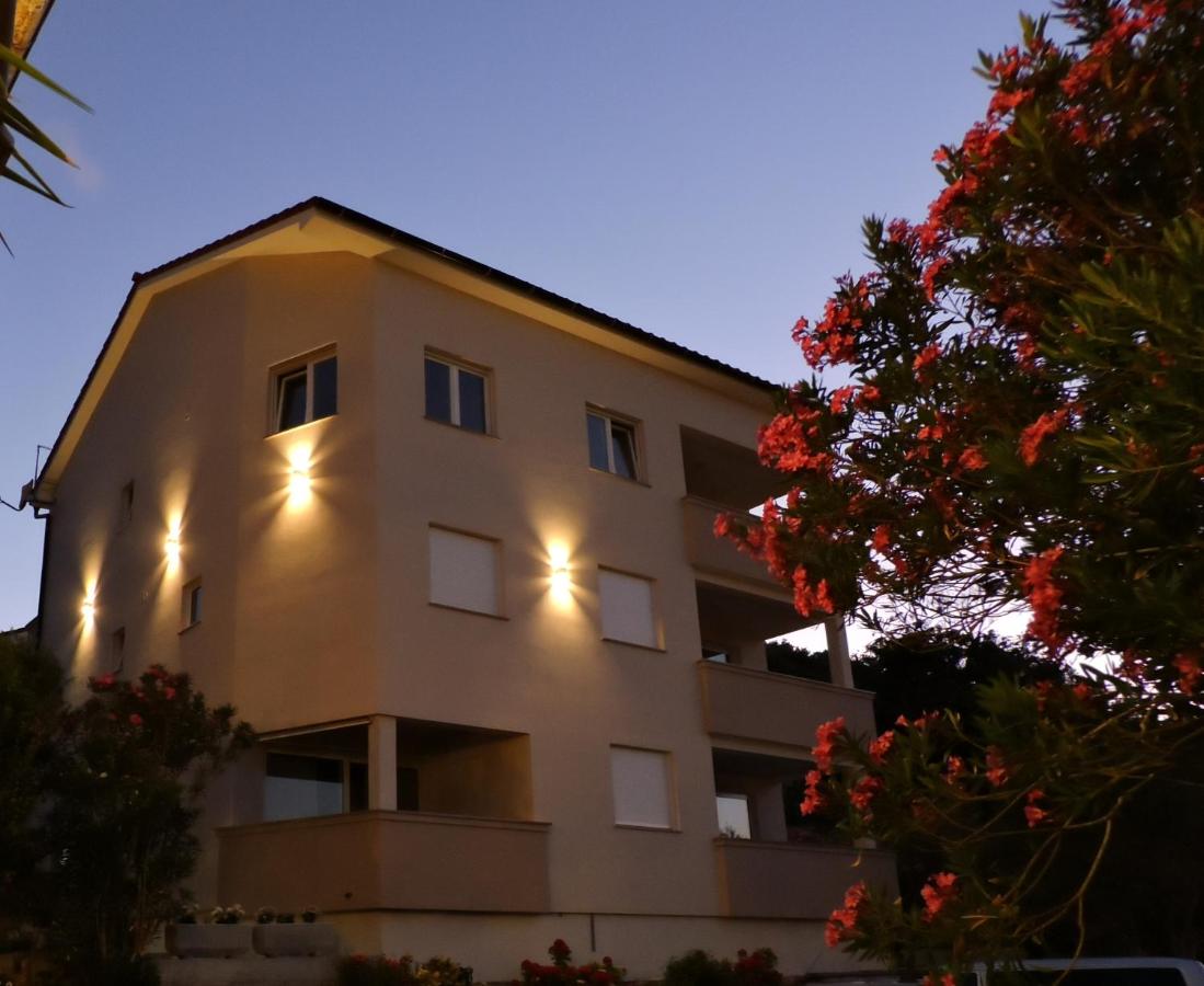 Apartments Nina - B&B