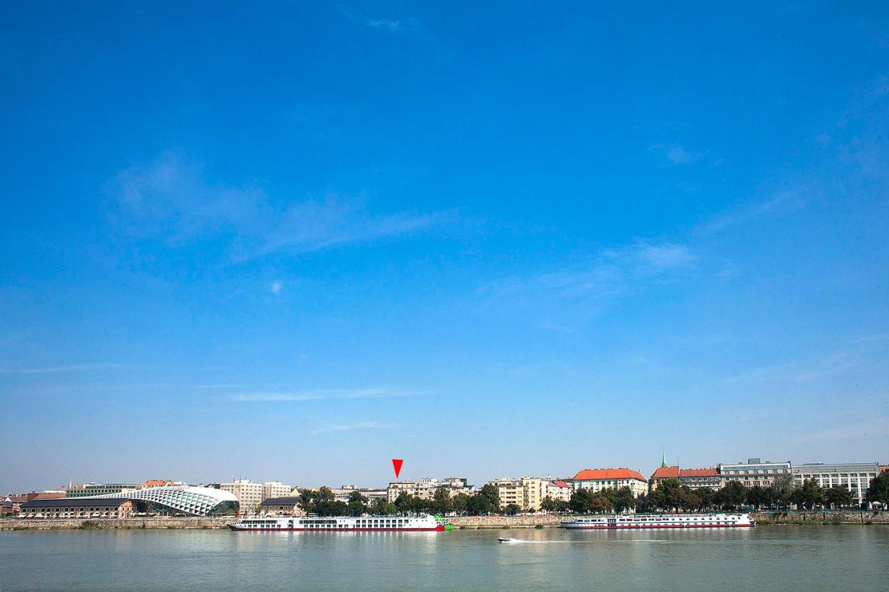 Riverside Panorama Apartment - Ferienwohnung Budapest