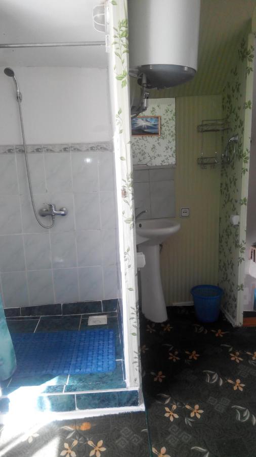 Comfort Triple Room with Shower