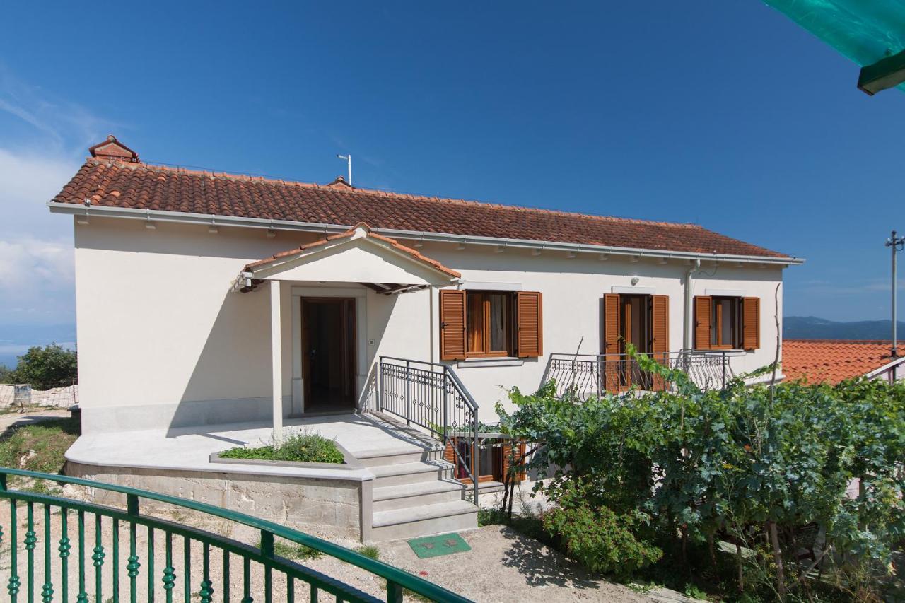 Holiday Home Sveta Jelena - B&B