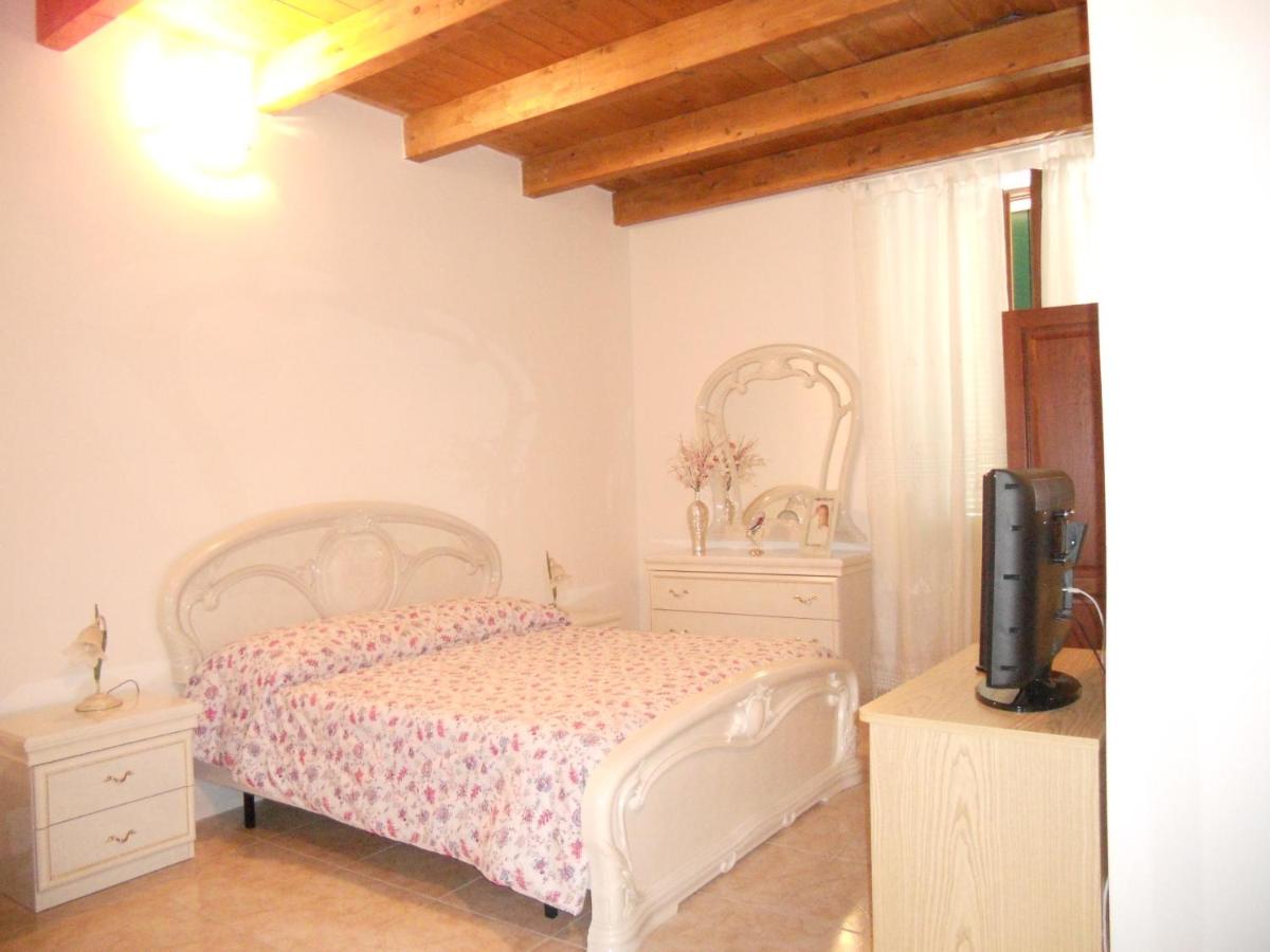 Camera Matrimoniale/Doppia con Letti Singoli con Vista Città